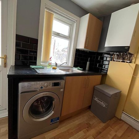 Arthurs Hill Newcastle, Free Parking Fully Equipped Kitchen 4 Bedrooms, Near City Centre Exteriör bild