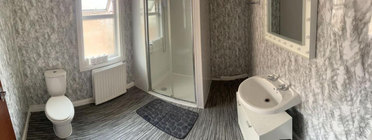 Arthurs Hill Newcastle, Free Parking Fully Equipped Kitchen 4 Bedrooms, Near City Centre Exteriör bild