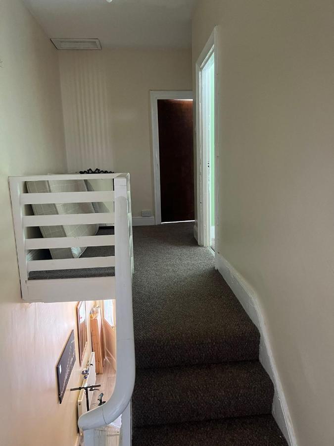 Arthurs Hill Newcastle, Free Parking Fully Equipped Kitchen 4 Bedrooms, Near City Centre Exteriör bild