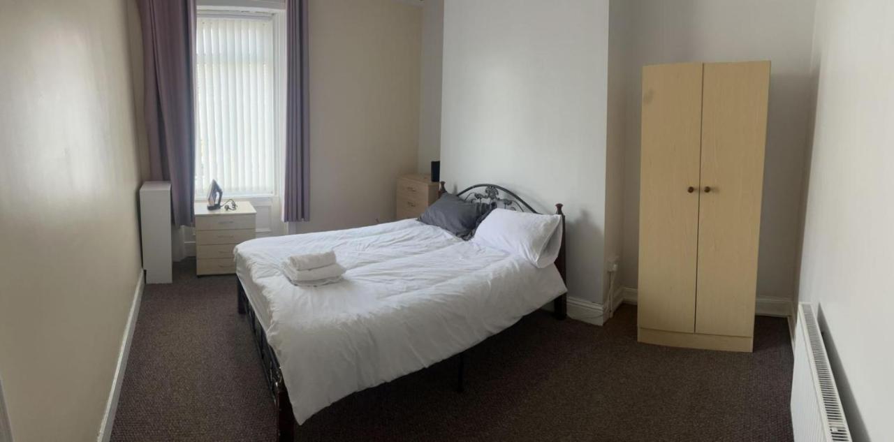 Arthurs Hill Newcastle, Free Parking Fully Equipped Kitchen 4 Bedrooms, Near City Centre Exteriör bild